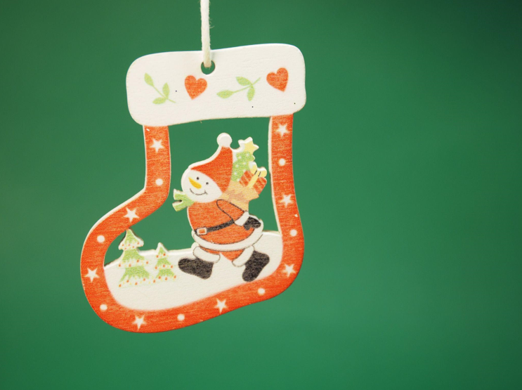 the-perfect-unlit-artificial-christmas-trees