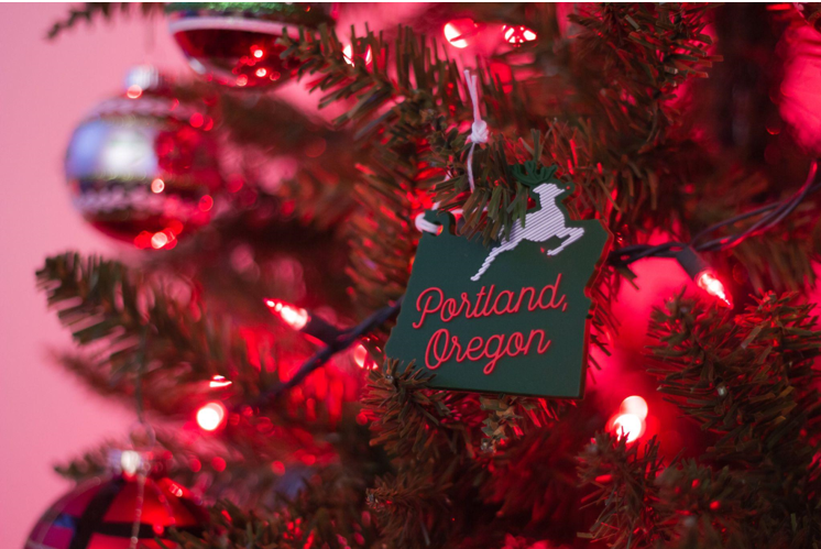 Saving Tips for Shopping Artificial Christmas Trees with Discounts on Clothes and Appliances