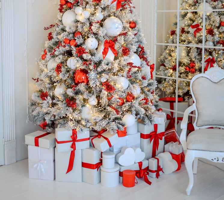 The Joy of Glass Ornaments: Memories of Celebrations and Growing Up